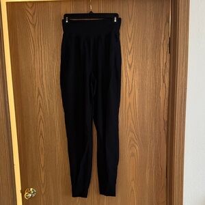 Old Navy Women's Black Ribbed Tall Joggers